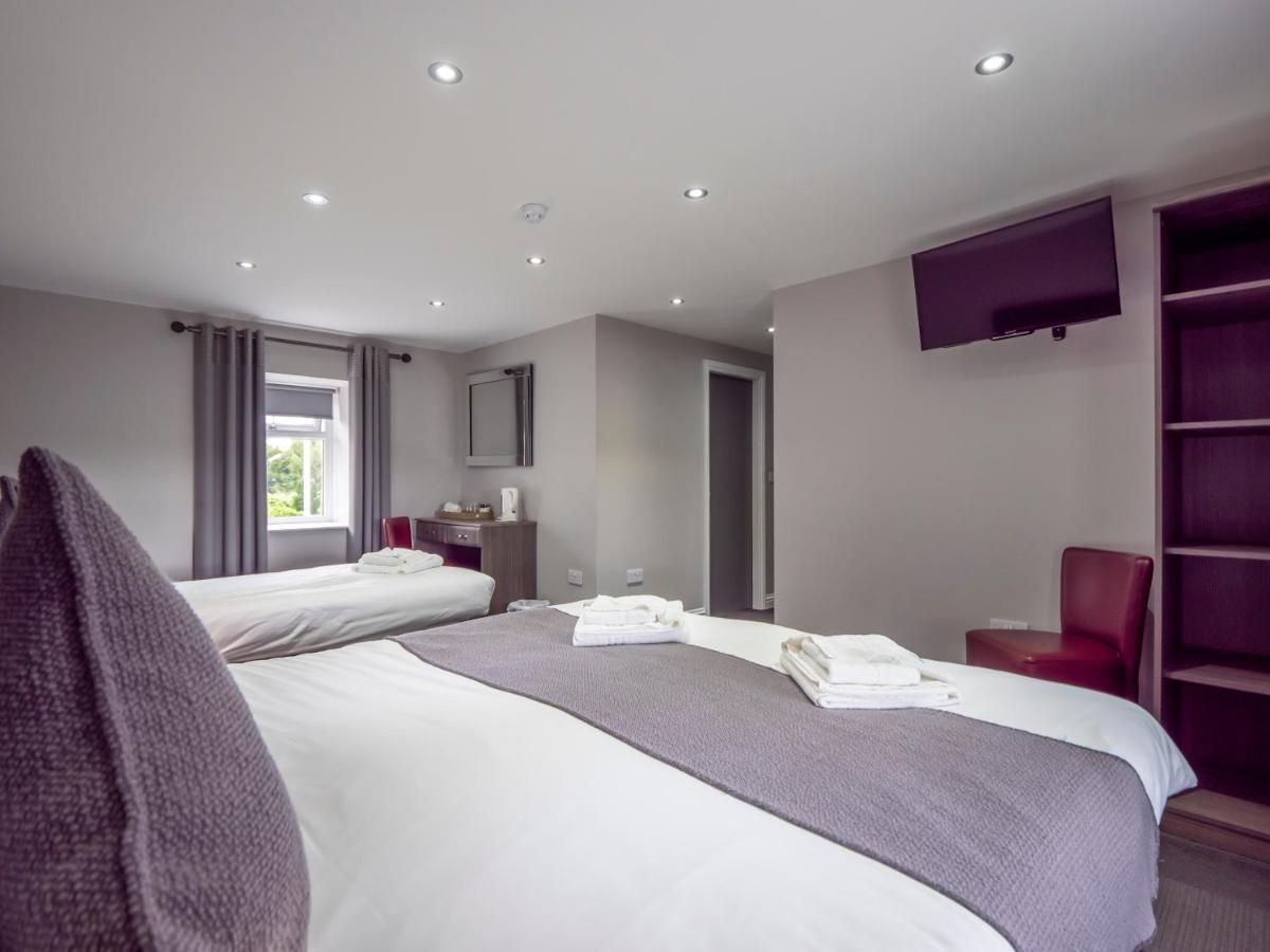 Blackbull Hotel Tarbolton エクステリア 写真