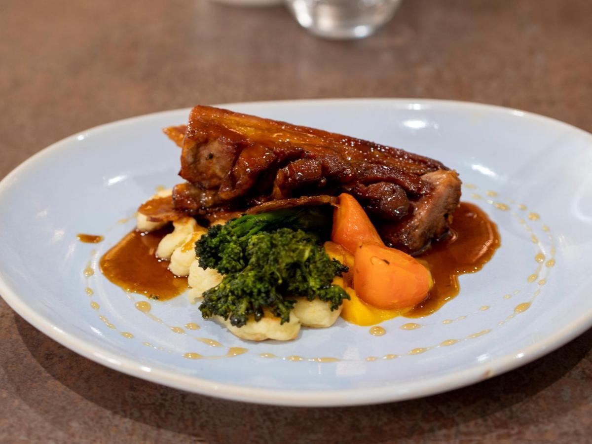 Blackbull Hotel Tarbolton エクステリア 写真