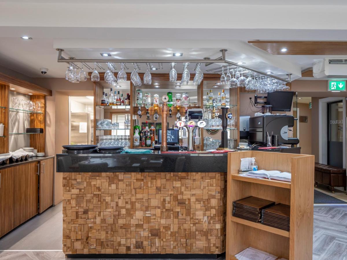 Blackbull Hotel Tarbolton エクステリア 写真
