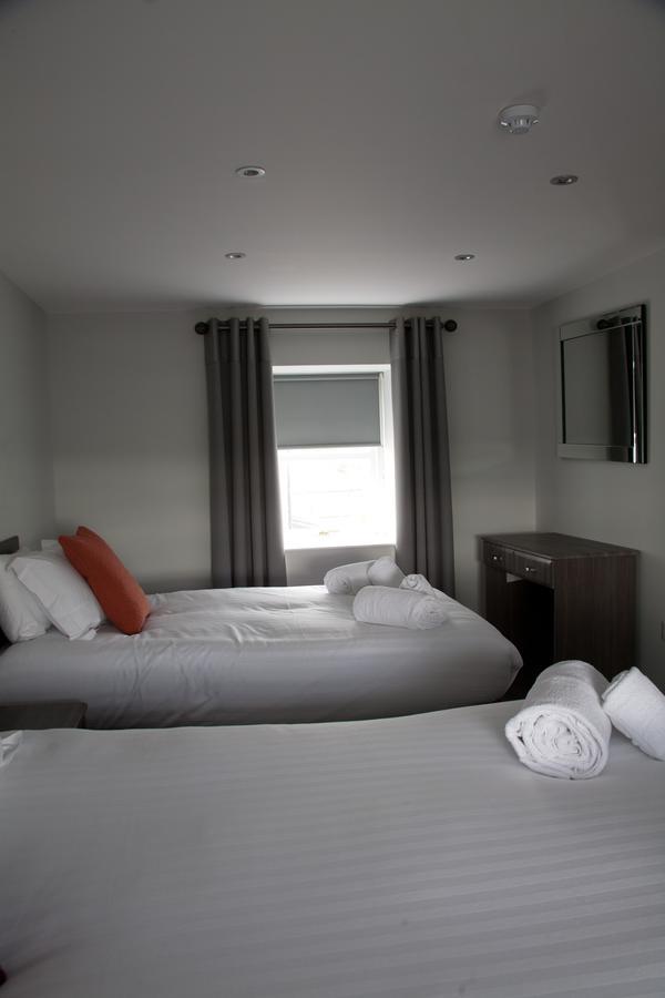Blackbull Hotel Tarbolton エクステリア 写真